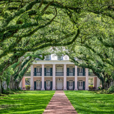 Oak Alley estate and grounds in Vacherie, Louisiana